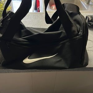 nike duffel bag